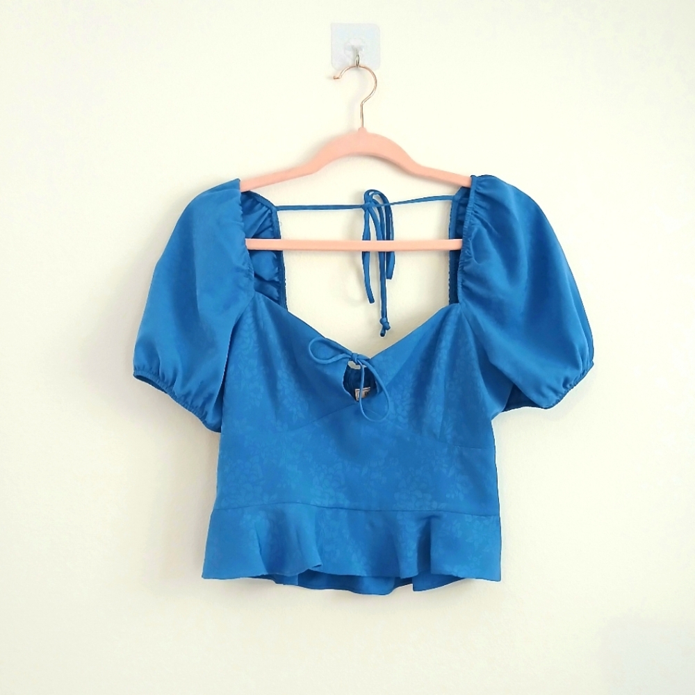 NWOT BCBGeneration Blue Puff Sleeve Peplum Blouse
